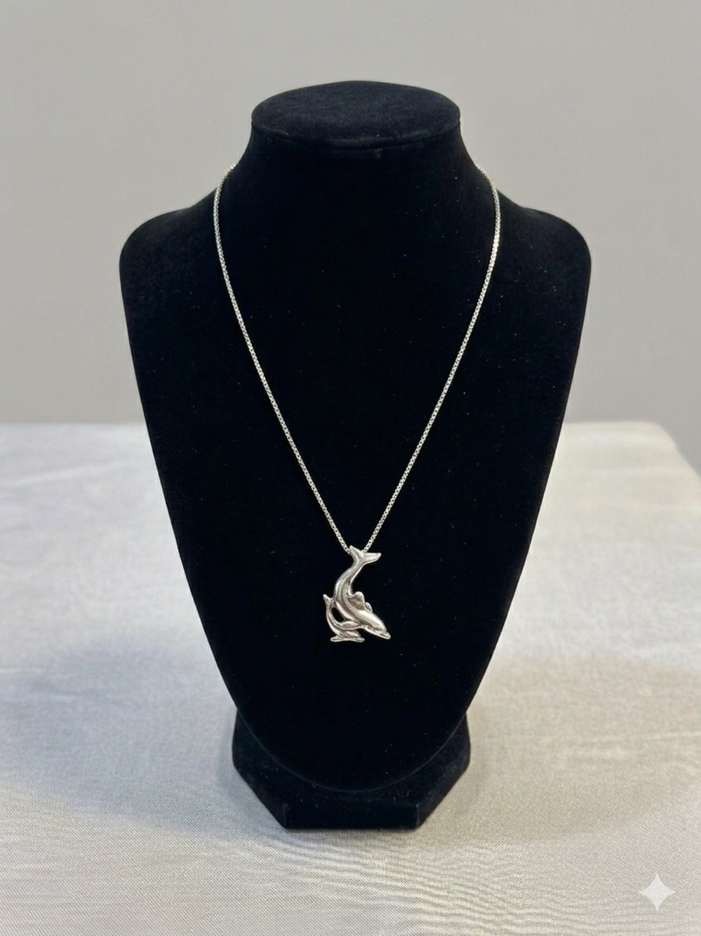 Vintage Silver Dolphin Pendant Necklace